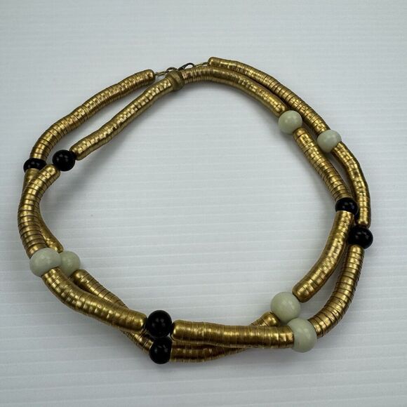Elegant Gold and Black Necklace - Picture 3 of 6